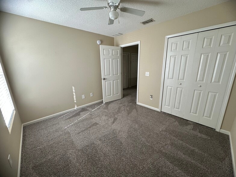 Bedroom #2 - 1630 Vineland Cir