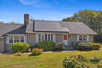Building Photo - 67 Hicock Dr