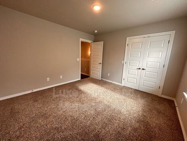 Building Photo - 2180 Camino Del Plaza Ln