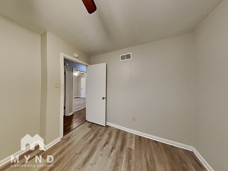Building Photo - 5158 Alford St