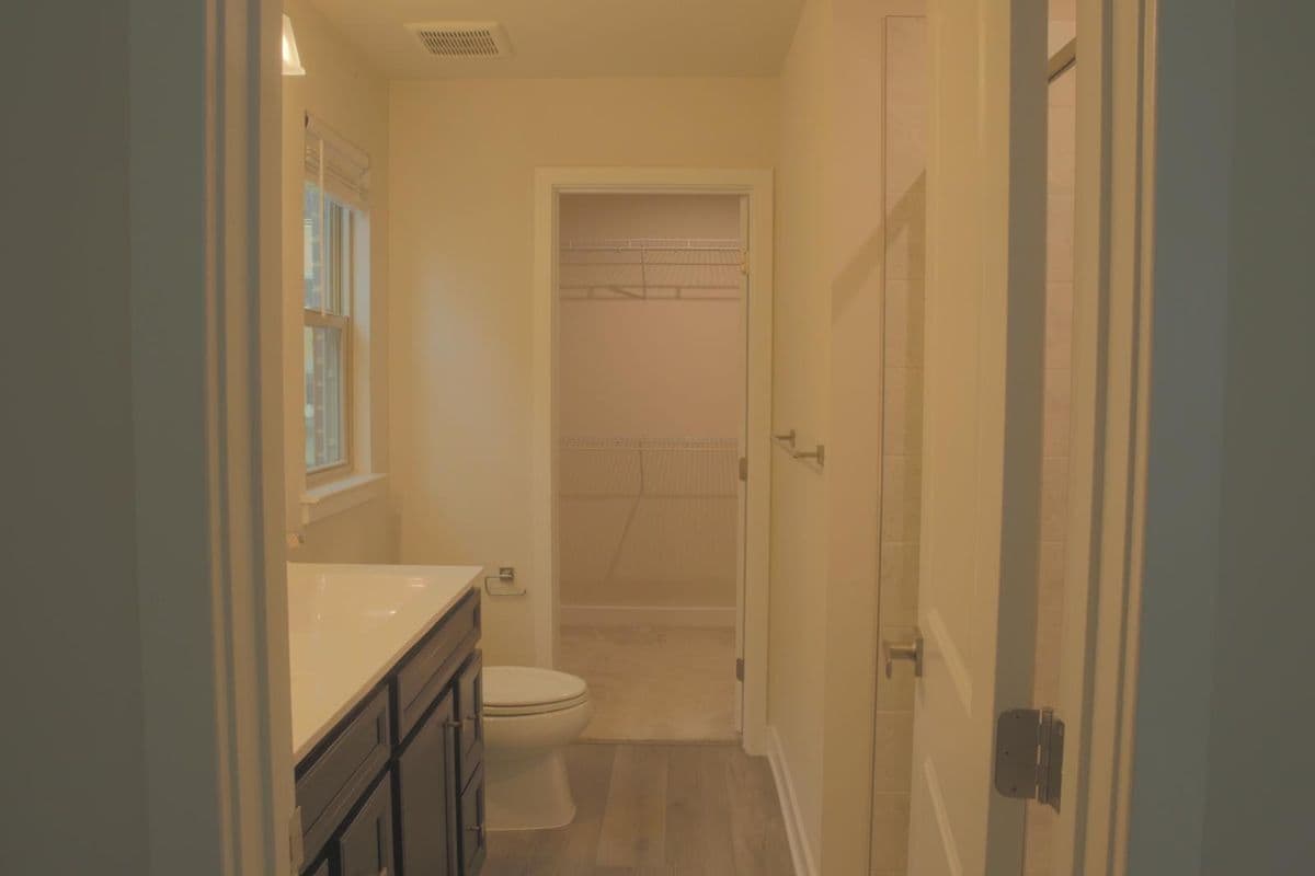 Building Photo - 2816 Devonshire Clfs Ter