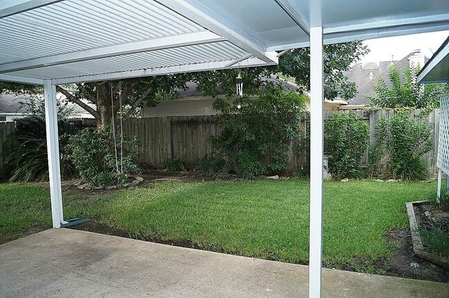 Building Photo - 2711 Aspen Ln