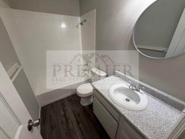 Building Photo - 240 W Kump Ave