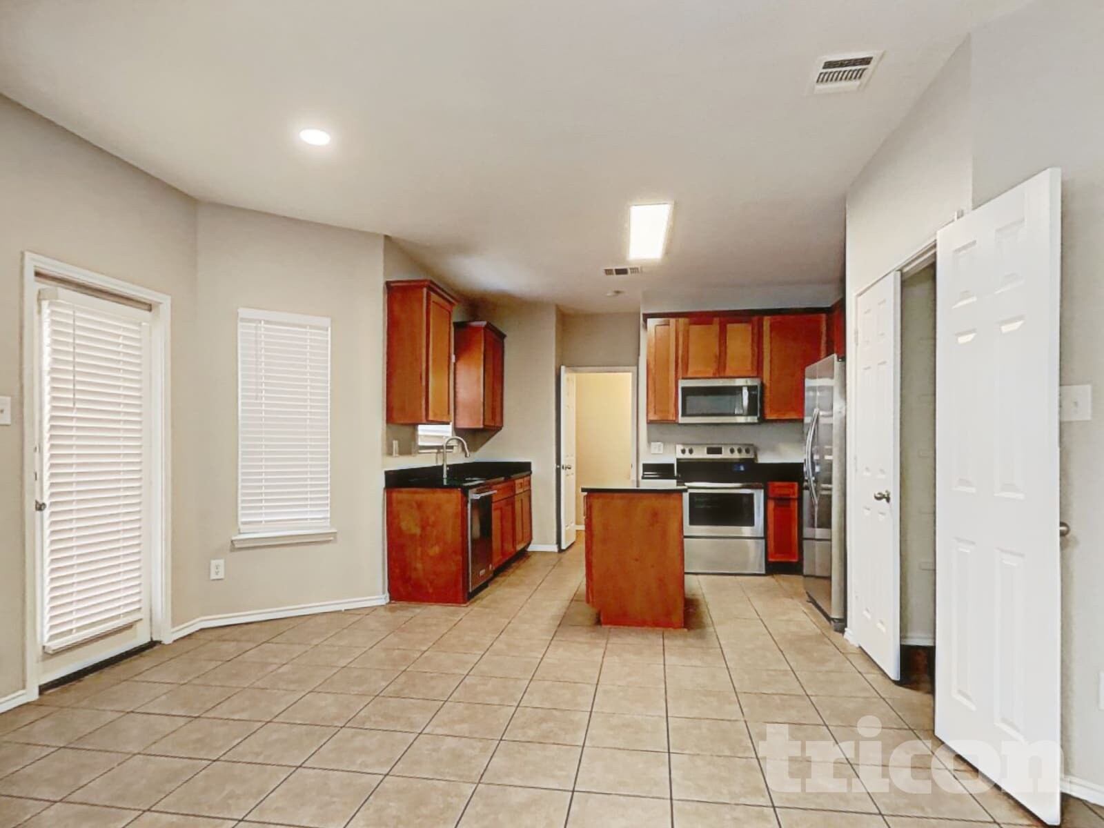 Building Photo - 8210 Grissom Cir