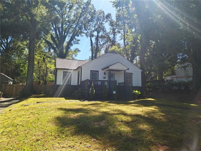 Primary Photo - 482 Freyer Dr NE