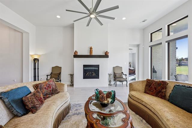 Building Photo - 1724 Hartley Ln