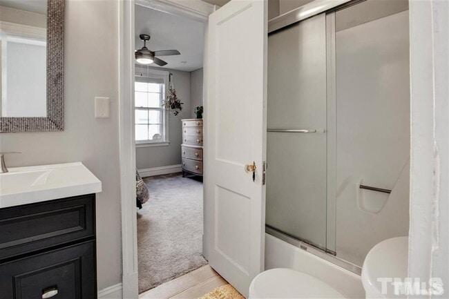 Building Photo - 235 McCauley St