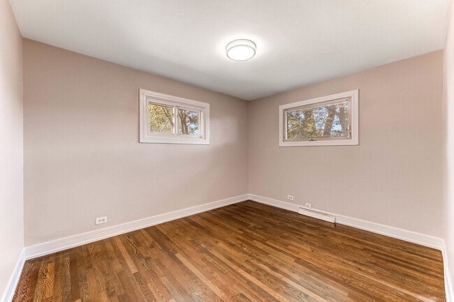 Building Photo - 2859 Stafford Dr