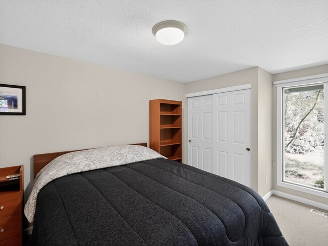 Building Photo - Fully Remodeled Single-Level in Four Seasons — Central A/C, Dual-Pane Windows, Engineered Hardwoo...