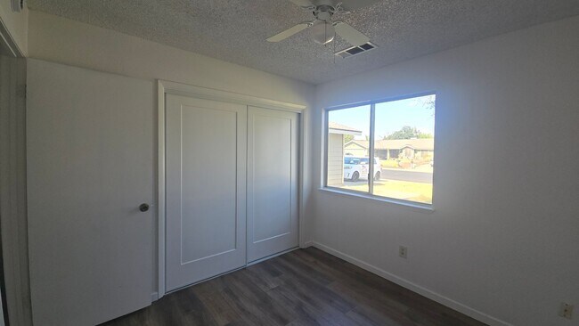 Building Photo - 2146 Neill Way