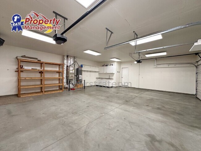 Building Photo - 2688 N Cinnamon Pl