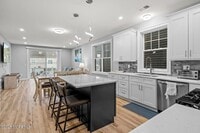 Building Photo - 205 Carteret Ave