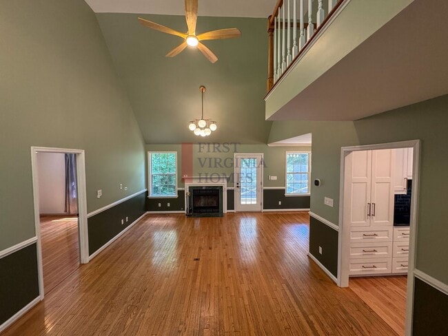 Building Photo - Lake Reynovia 4Bed/2.5Bath Rental