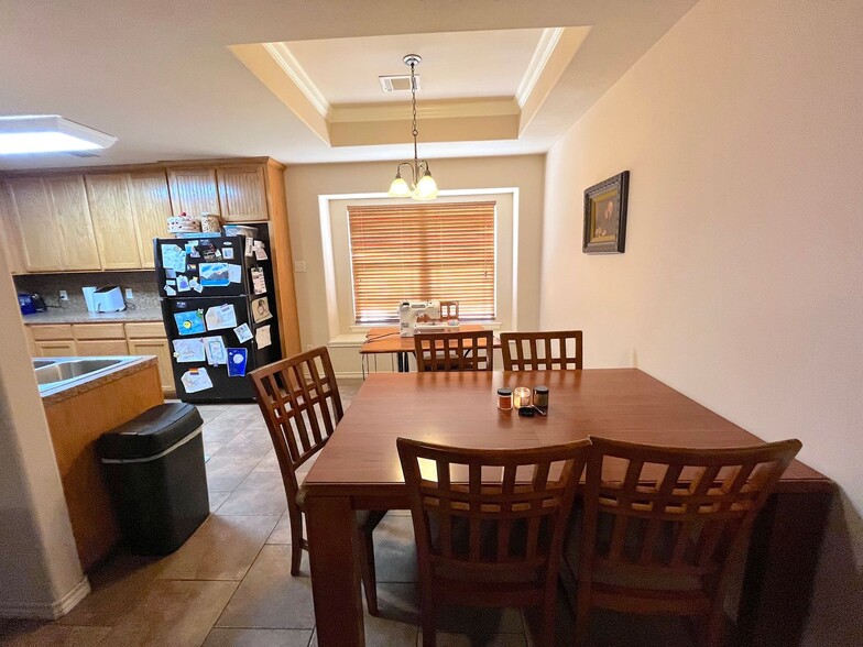 Building Photo - AUGUST 2026 PRE-LEASE Beautiful 4 Bedroom 3 Bathroom Home in Dove Crossing