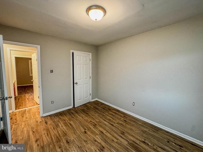 Building Photo - 4 Milstone Ct