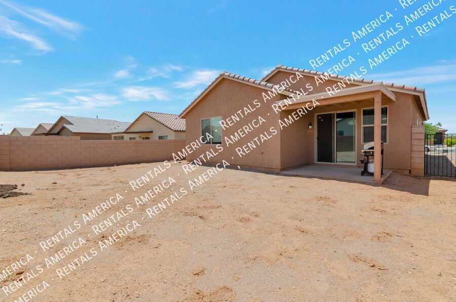 Building Photo - 5631 S Ruby Quin Pl