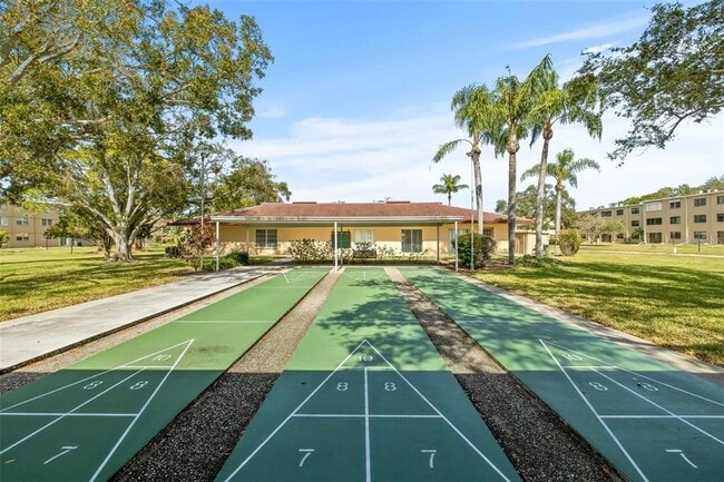 Building Photo - 5080 Locust St NE