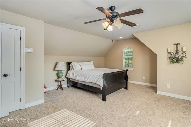 Building Photo - 244 Gloucester Dr