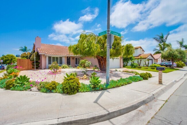 Building Photo - Single Story Oceanside Home Available July...