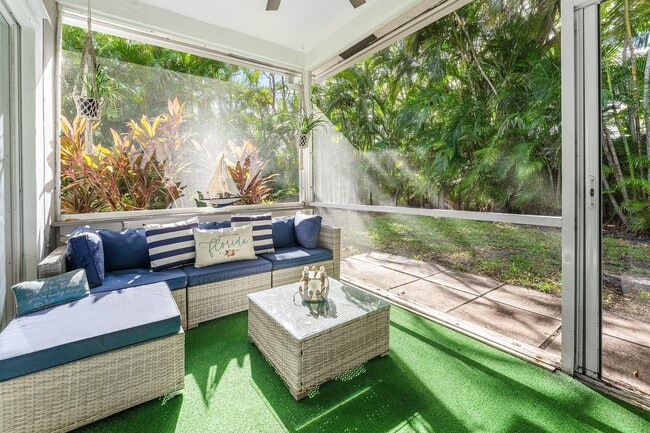 Building Photo - 20 S Lakeshore Dr