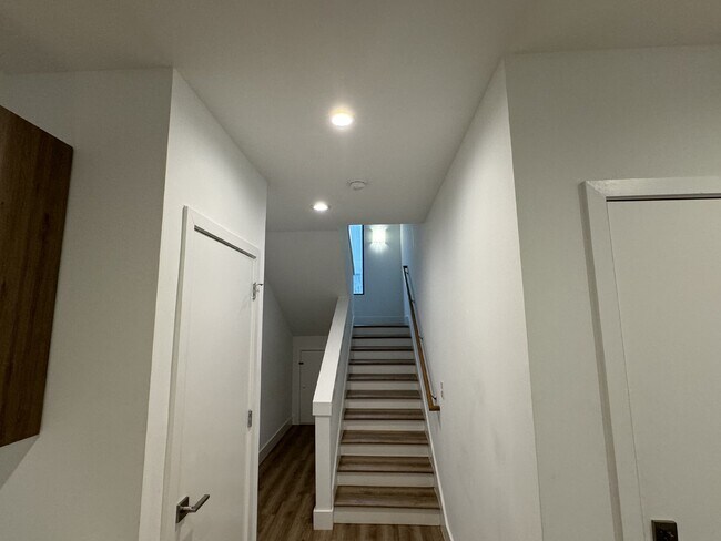 Building Photo - Available Furnished or Unfurnished