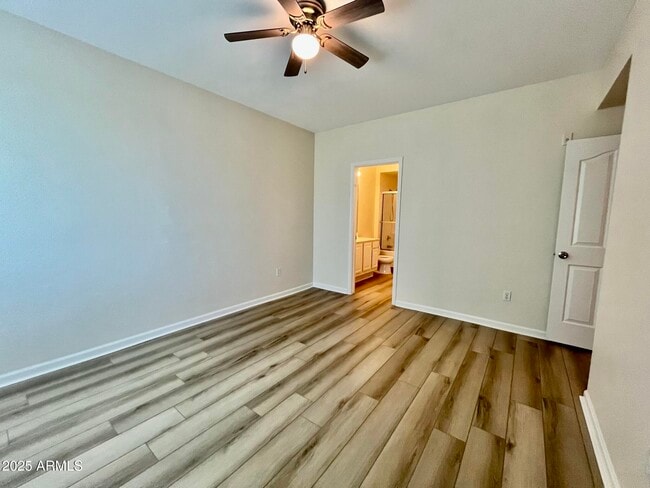 Building Photo - 16013 S Desert Foothills Pkwy