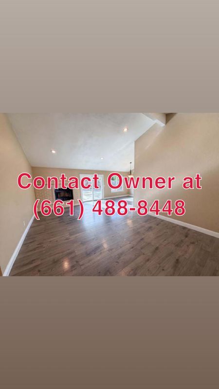 Building Photo - 8232 Moorhaven Way