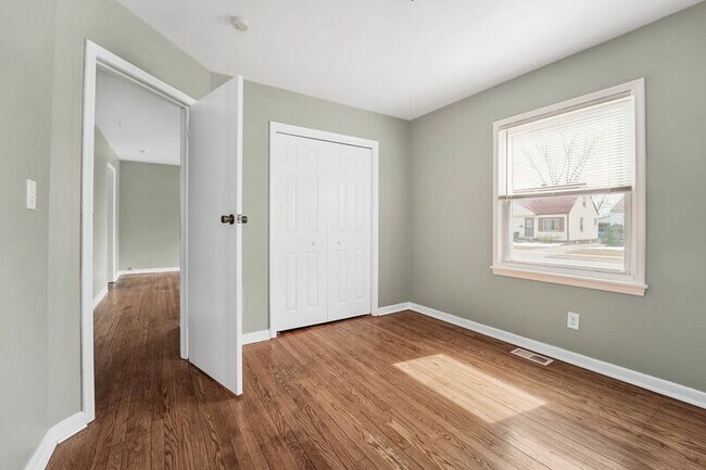 Building Photo - 13119 Sherman Ave