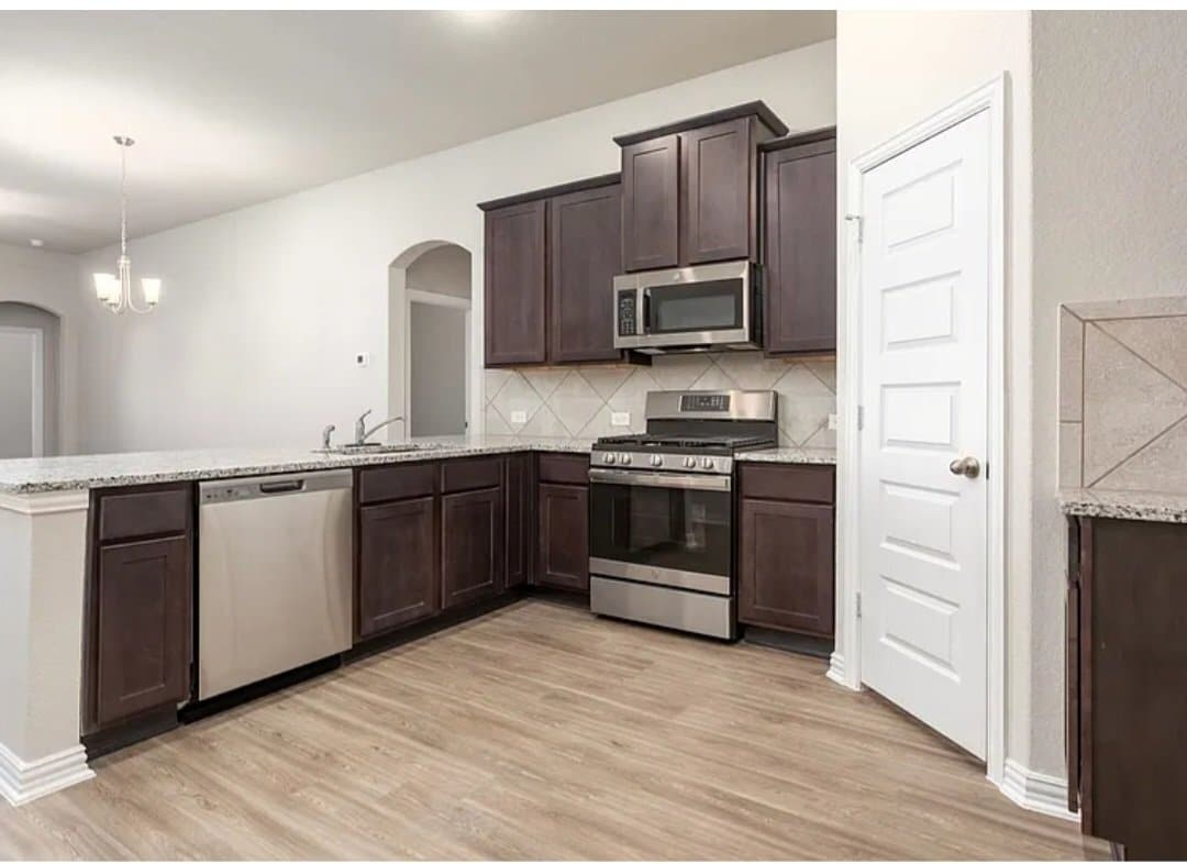 Building Photo - 9314 Clarke Cv