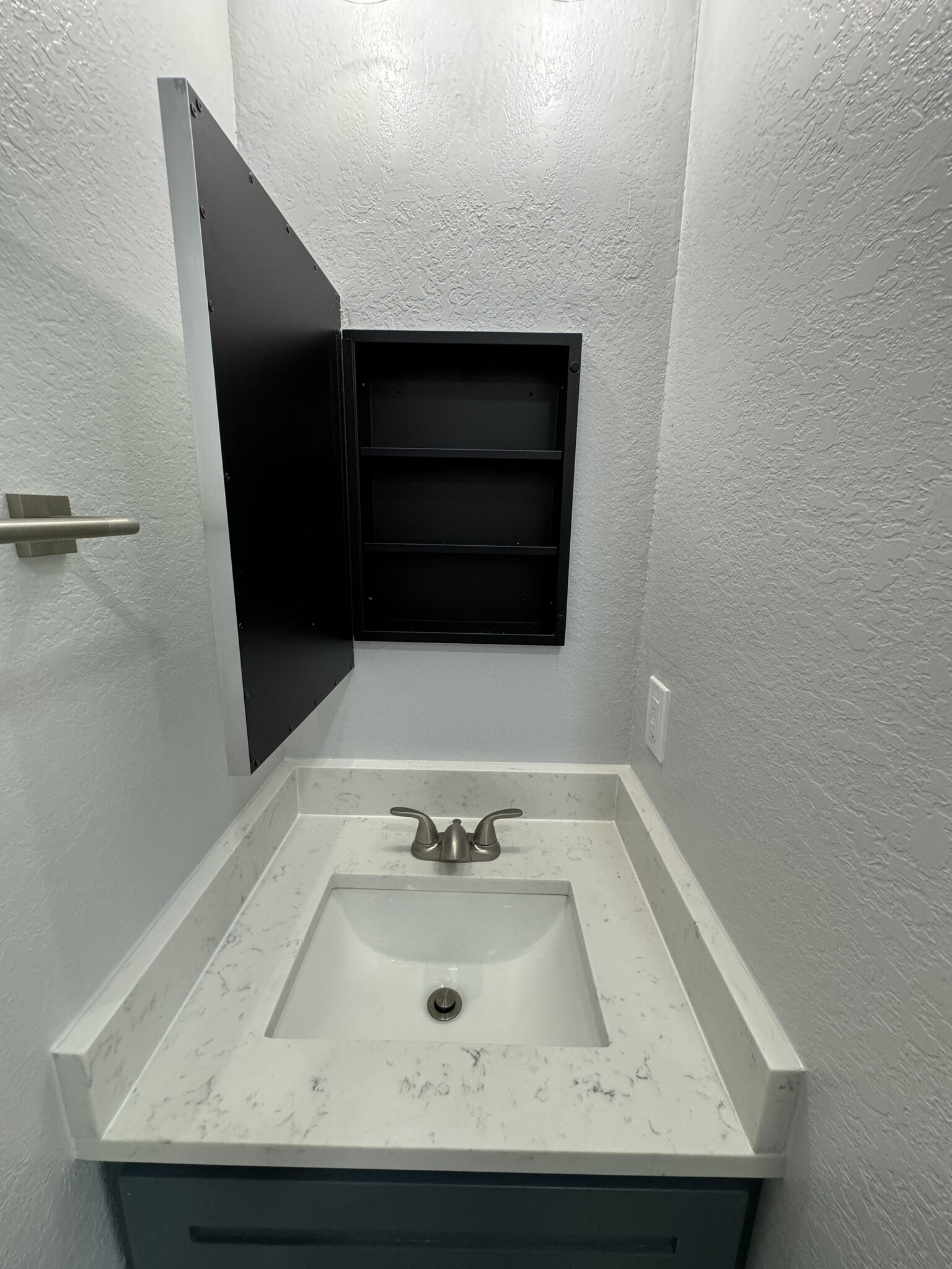 Vanity & Medicine Cabinet - 754 Delmar St