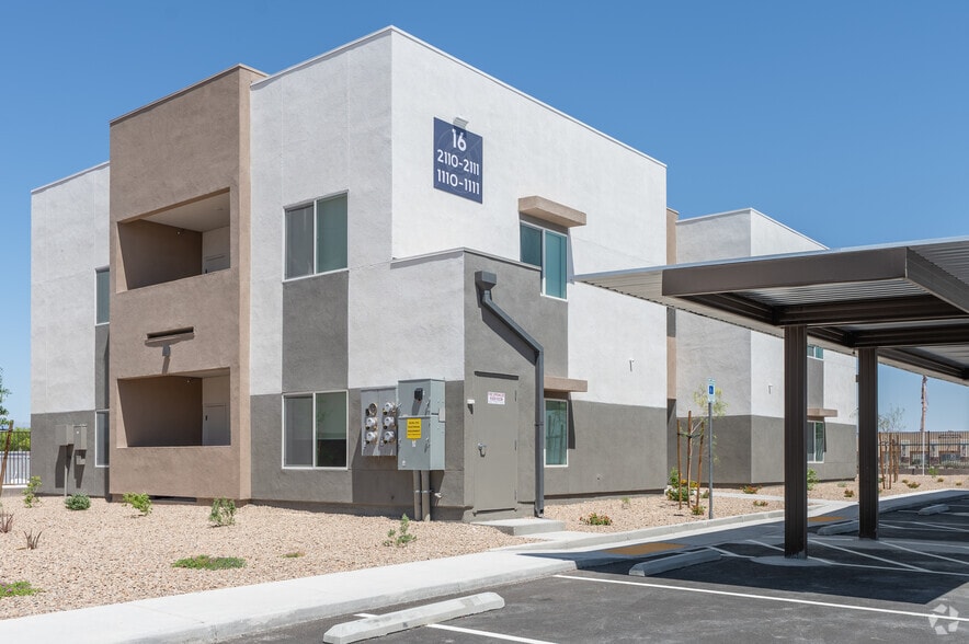 Alternate Exterior Photo - Landing 36