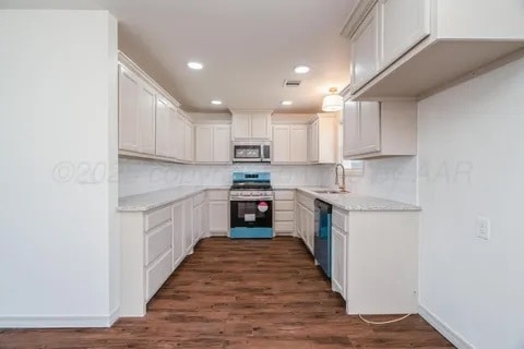 Building Photo - 4336 Mesa Cir