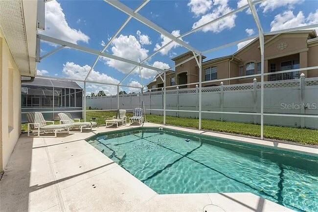 Building Photo - 528 Reserve Dr