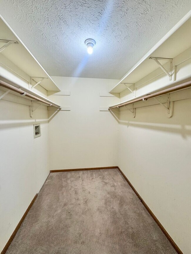 Building Photo - 2675 N 93rd St