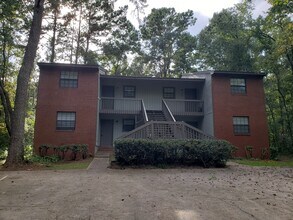 Building Photo - Woodrich