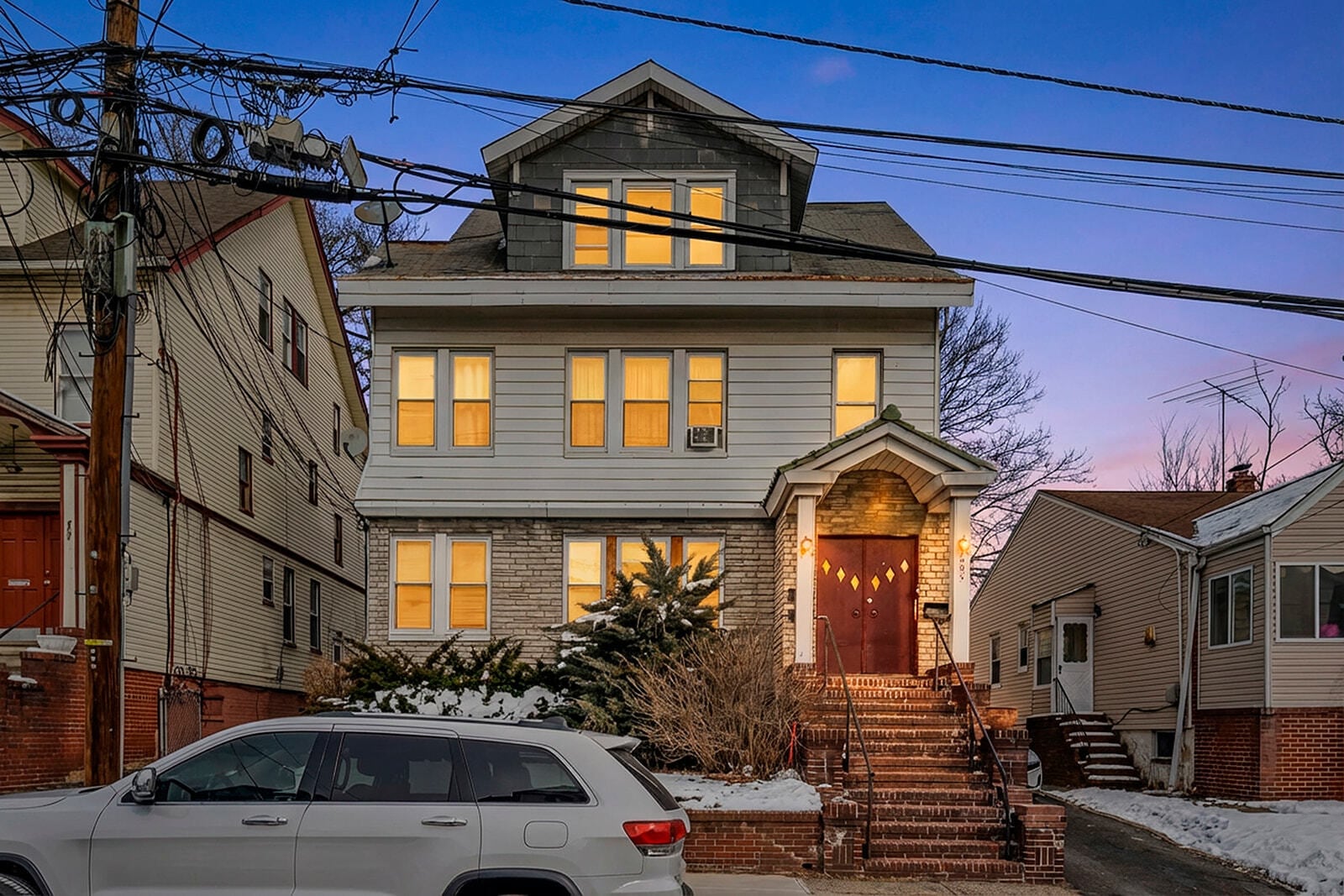 Building Photo - 295 Goldsmith Ave