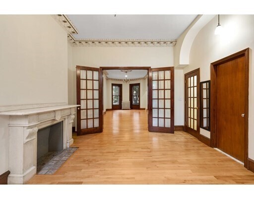 Building Photo - 478 Columbus Ave