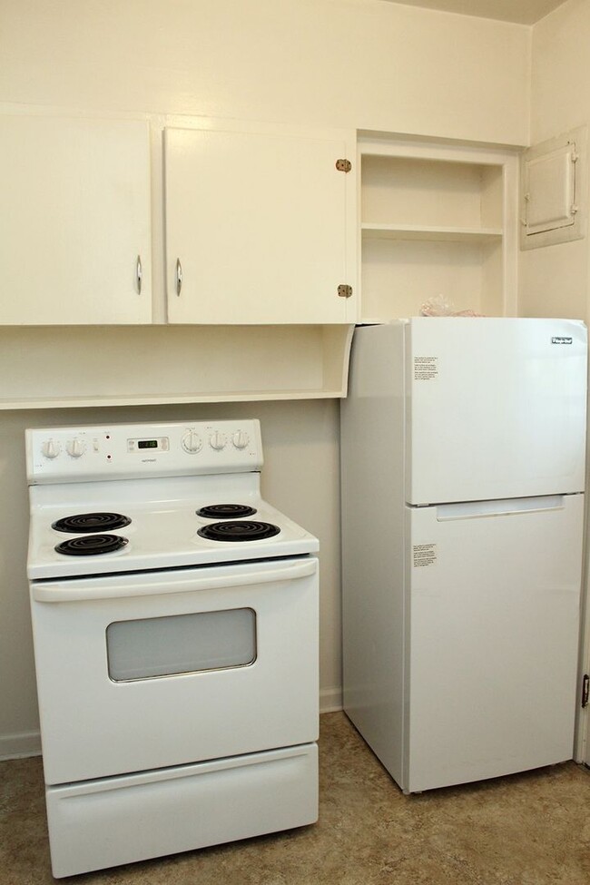 Building Photo - 3507 SW 11th Ave
