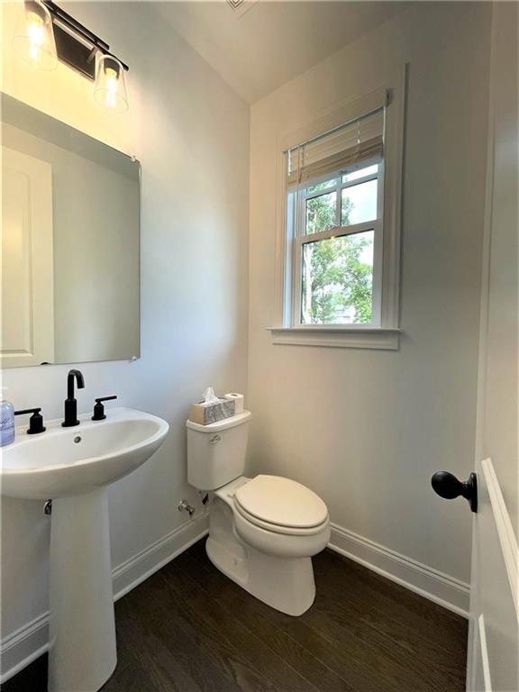 Building Photo - 6523 Beacon Dr