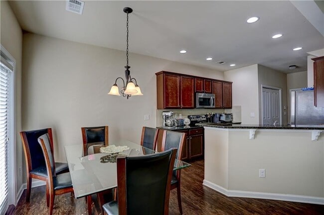 Building Photo - 1438 Brookmere Way