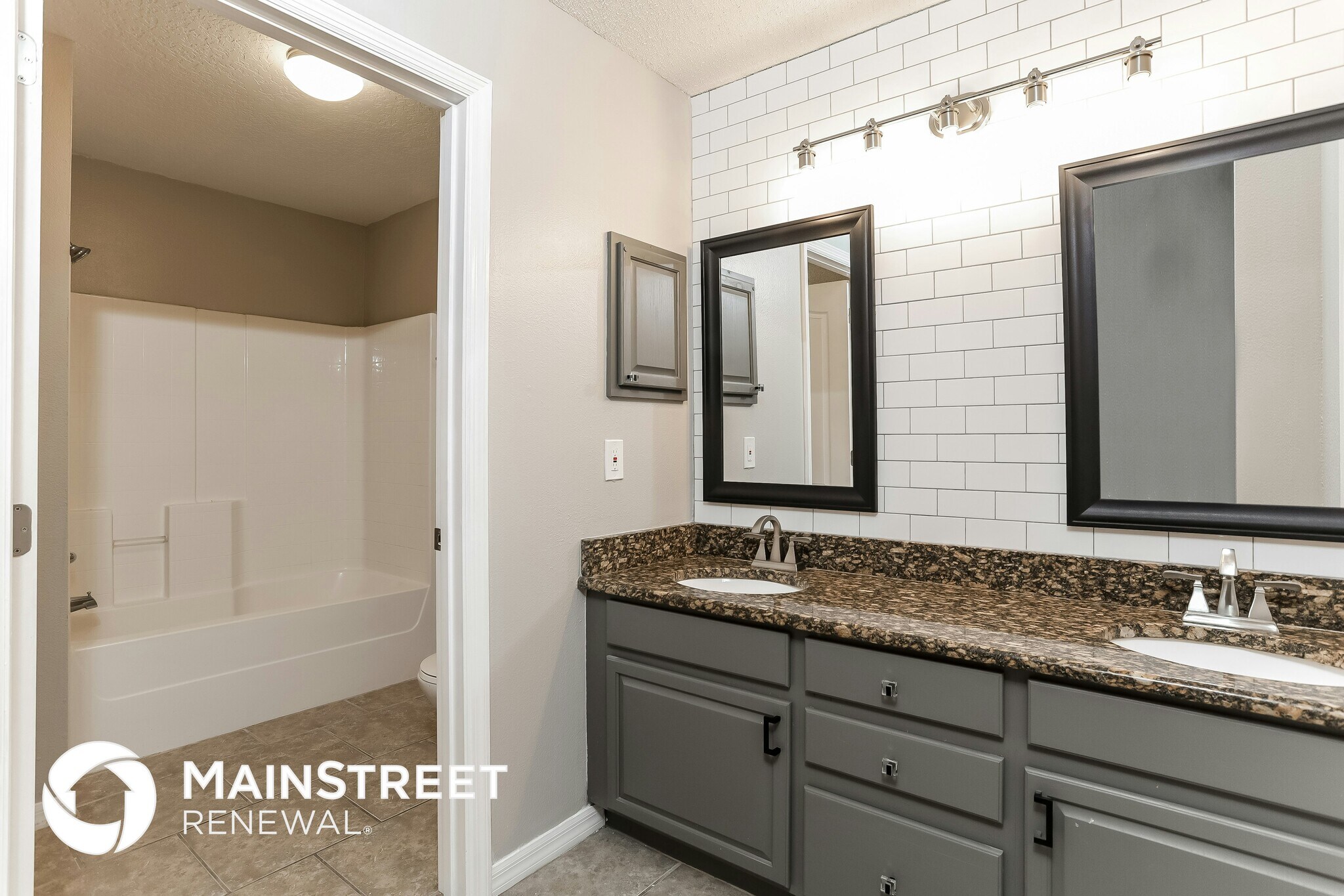 Building Photo - 1805 Hudson Ct