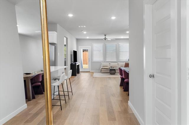 Building Photo - 608 Cottage Wood Dr