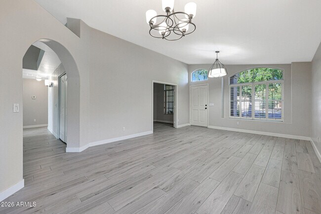 Building Photo - 14215 N 56th Pl