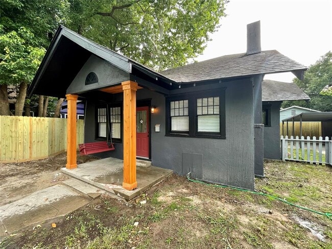 Building Photo - 113 Northwood St