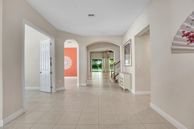 Building Photo - 9485 McAneeny Ct