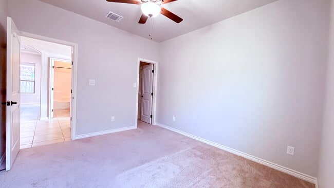 Building Photo - 1617 Twin Falls Dr