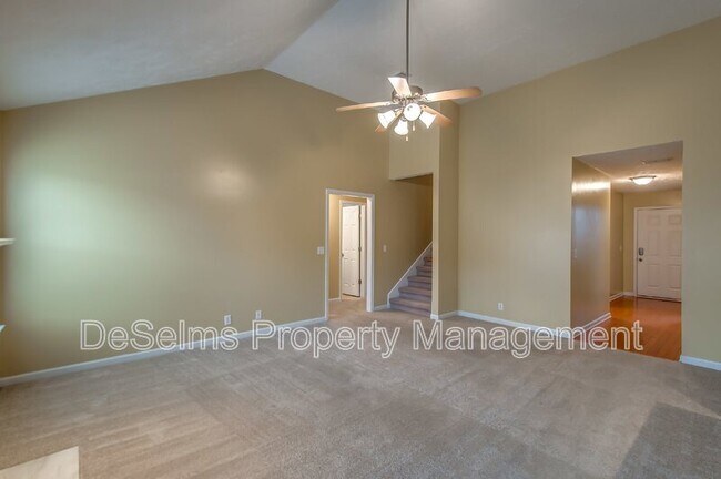 Building Photo - 3733 Shoteka Dr