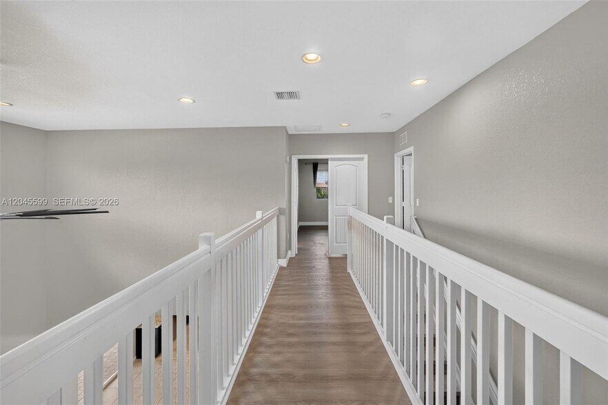 Building Photo - 20943 SW 133rd Ave