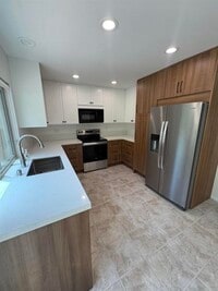 Building Photo - 17463 Plaza Dolores