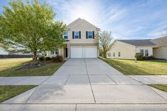 Building Photo - 12881 Clydesdale Dr